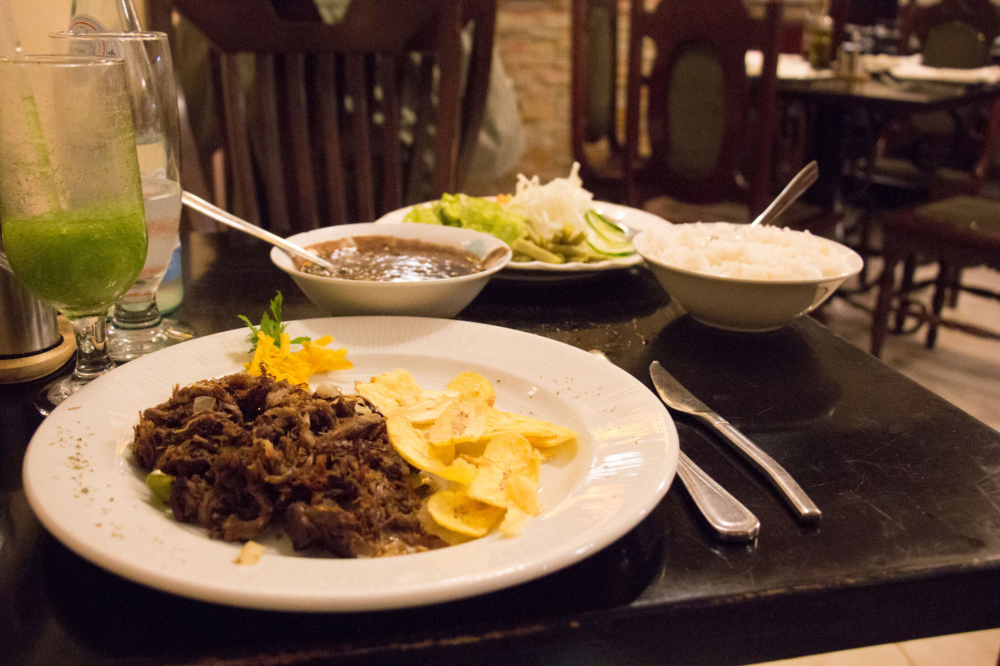 Repas au Dona Eutimia à La Havane