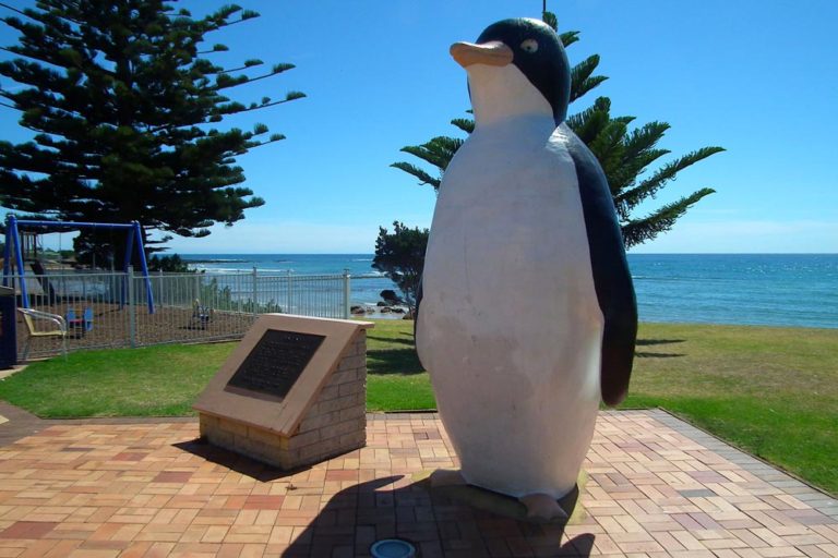 Pingouin géant décoratif