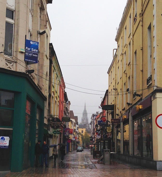 Rue de Cork sous la pluie