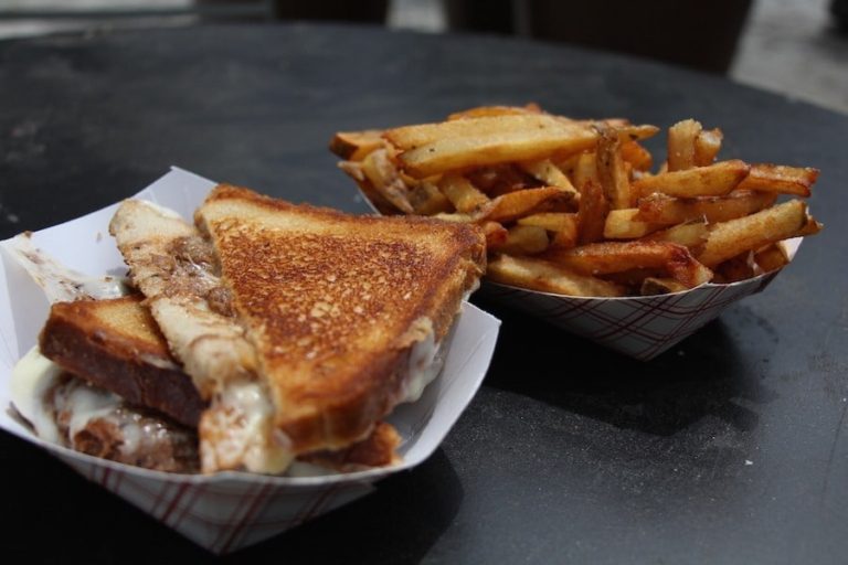 Roxy's Gourmet Grilled Cheese