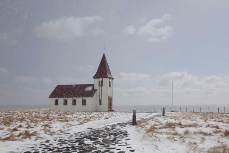 Église en Islande l'hiver