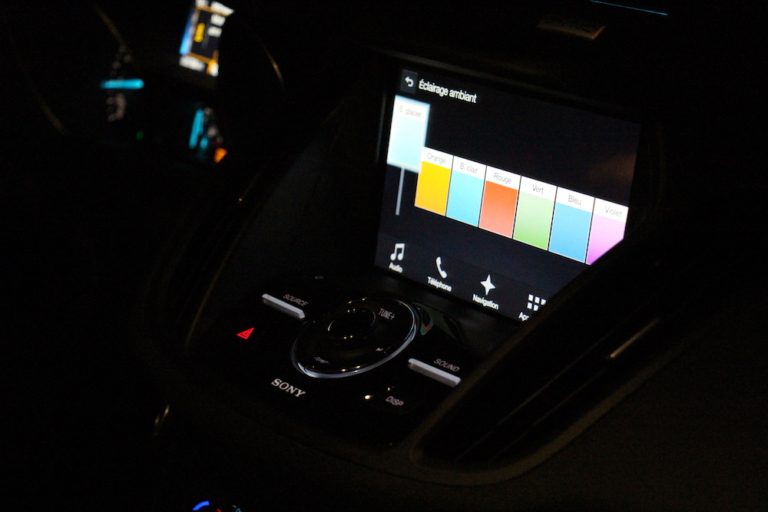 Système de lumières du Ford Escape