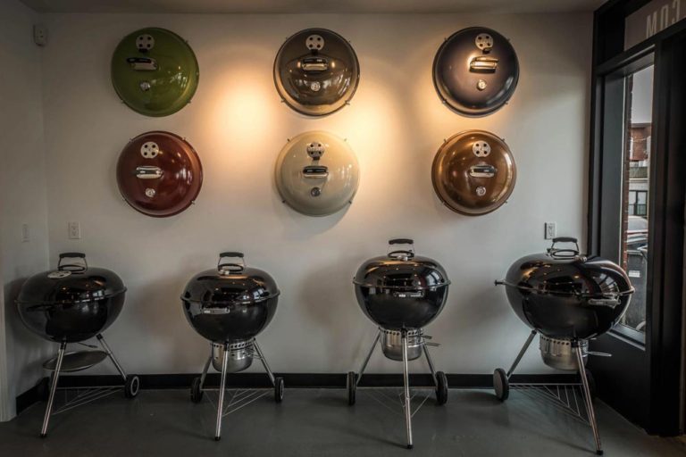 BBQs dans un magasin