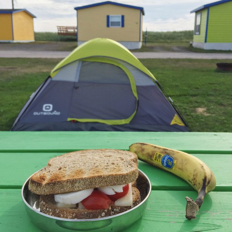 Déjeuner en camping