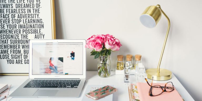 Image à la une : outils pour blogueuses