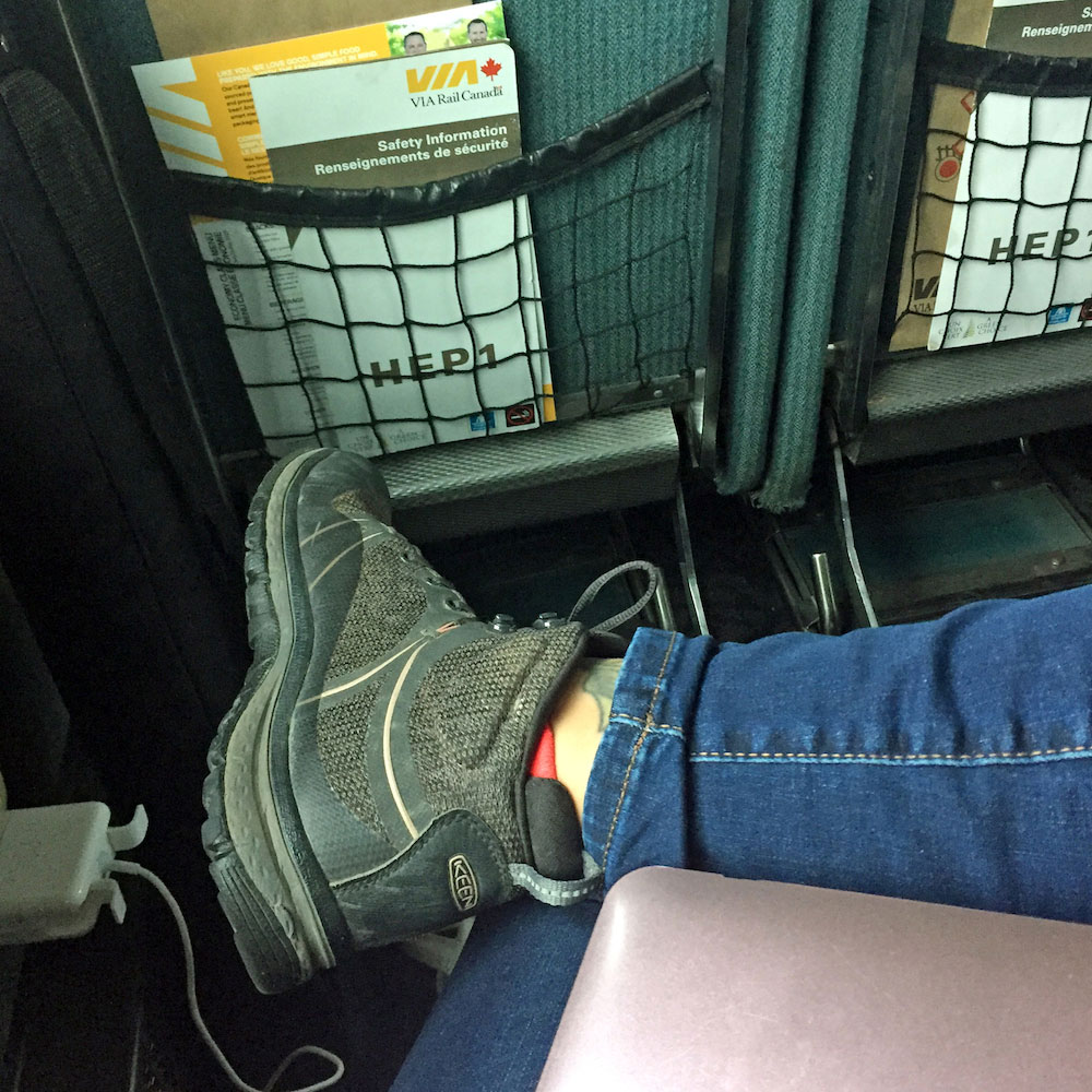 Espace pour les jambes train Montréal-Senneterre