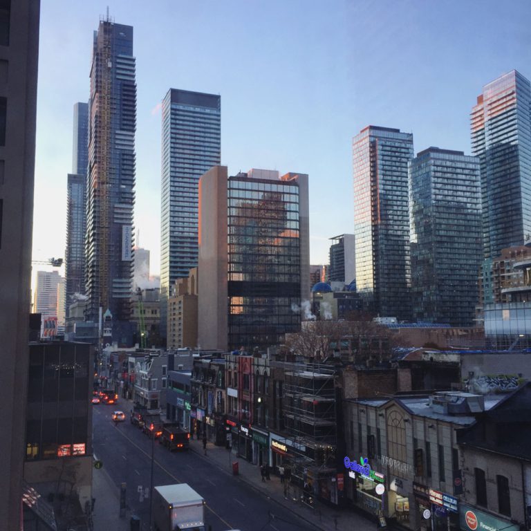 Vue du centre-ville de Toronto de mon Airbnb