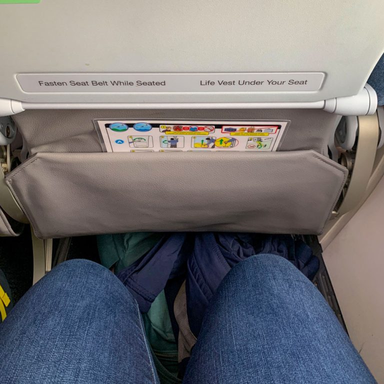 Espace pour les jambes dans un vol Flair Airlines