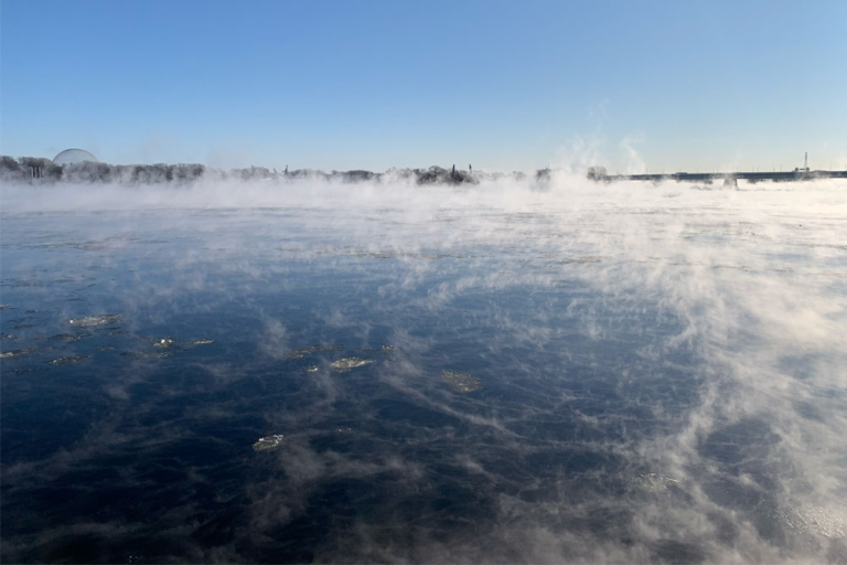 Fleuve St-Laurent en temps de grand froid
